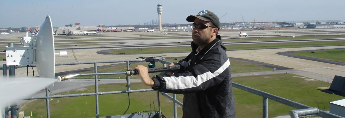 Airport pressure washing in Atlanta