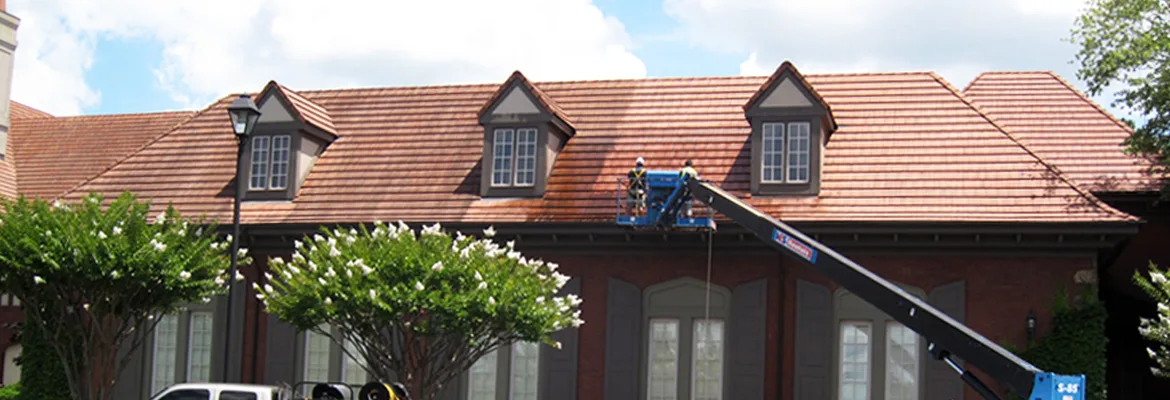 Roof soft washing and cleaning in Atlanta, Georgia