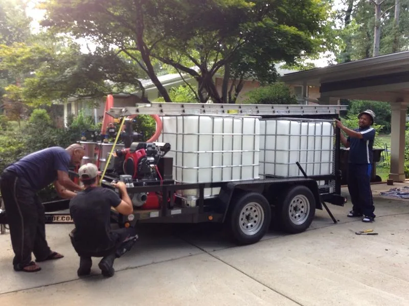 Water recovery vacuum truck in Atlanta